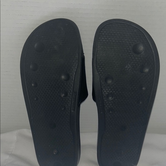 Bruno Magli Black Minimalist Sandals - Picture 6 of 6